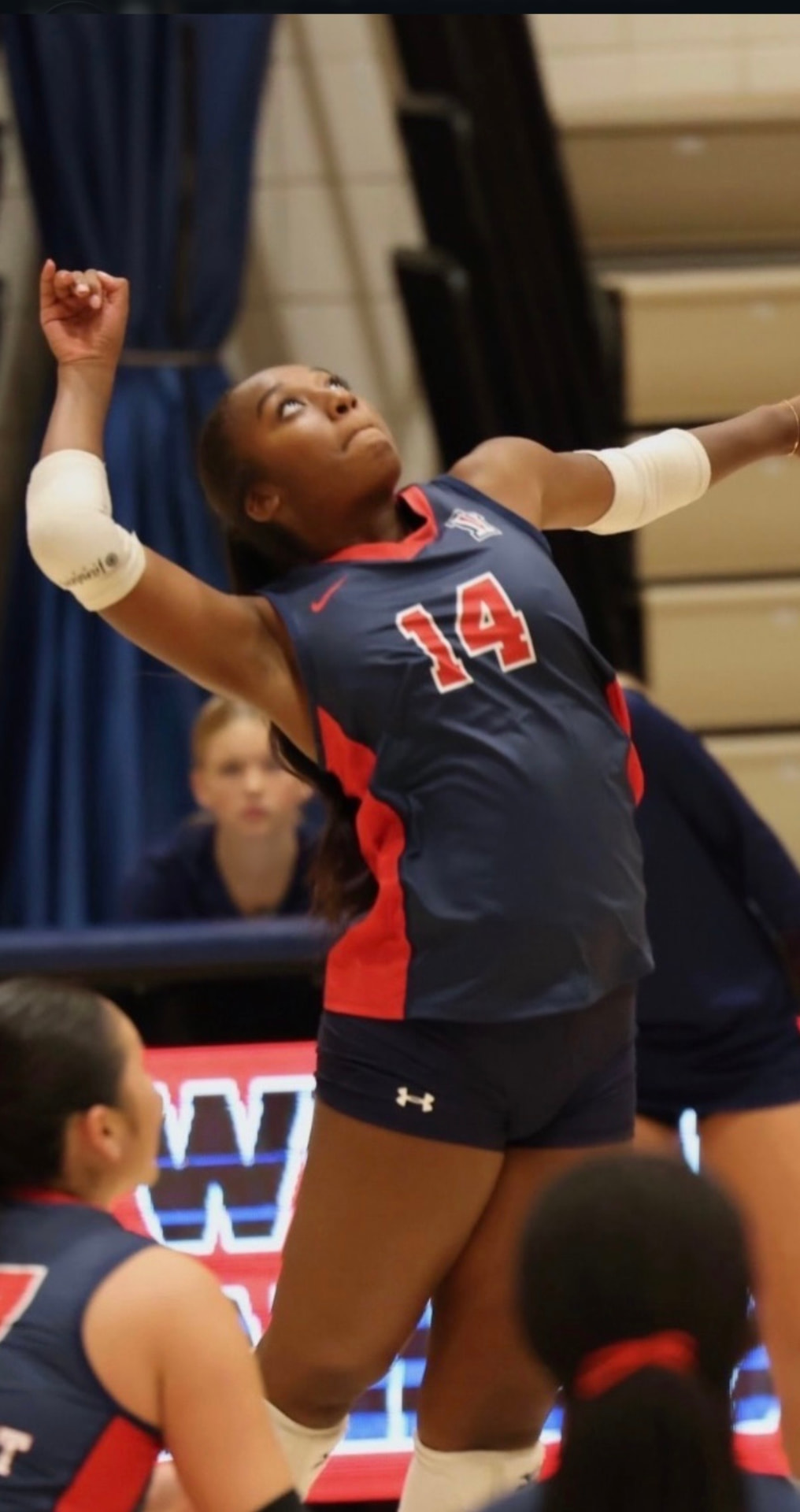 Viewpoint School hitter Gia Ellis