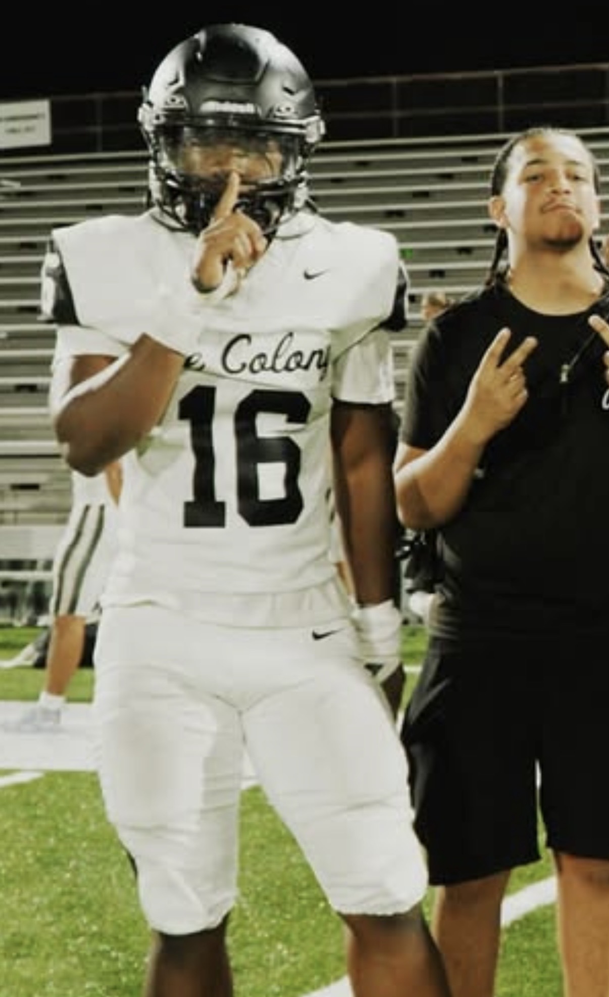 The Colony linebacker Trenton Davis